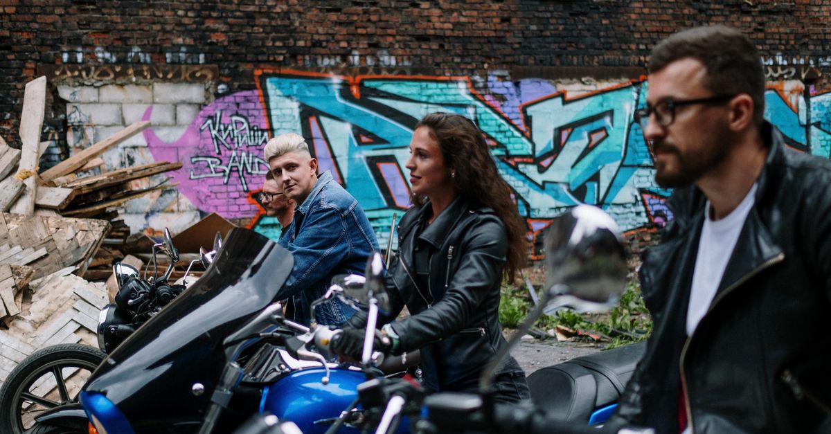 Motociclistas iniciantes com suas motos Honda — guia da primeira moto 0km em São Francisco, MG
